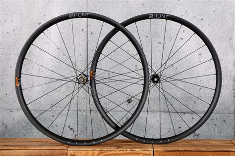 Review Hunt Carbon Gravel Disc X Wide Wheelset Road Cc