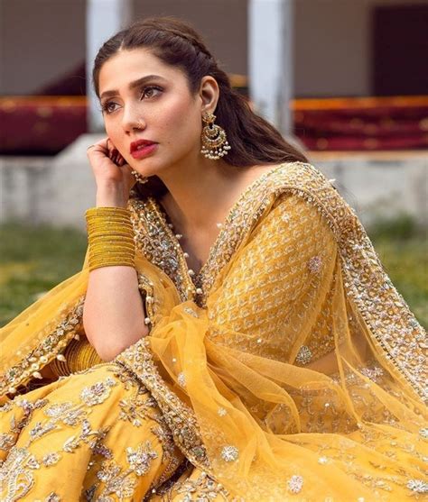 Gorgeous Mk 💛💛 Pakistani Dresses Pakistani Bridal Wear Mahira Khan Dresses