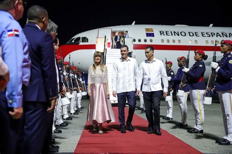 Fotos Presidenciard Llegada Del Presidente De Espa A Pedro S Nchez