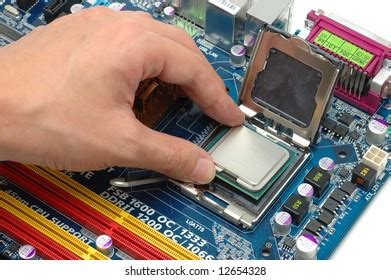 10,730 Motherboard Installation Images, Stock Photos, and Vectors ...