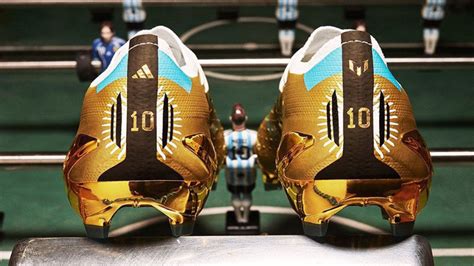 Lionel Messi Y Sus Botines Dorados Para El Mundial Qatar 2022