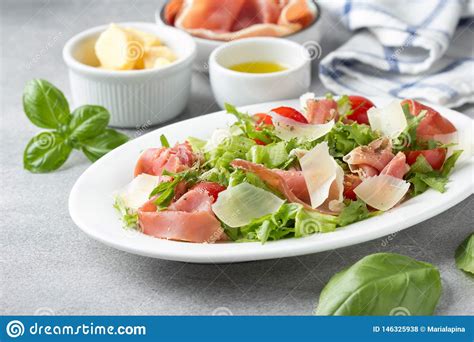 Salada Jamon Parma Presunto Serrano Prosciutto Queijo Parmes