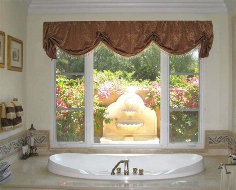 10+ Ideas For Bathroom Window Curtains – HomeDecorish