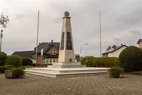 Waar Ligt Oorlogsmonument Stockheim Kreuzau Tracesofwar Nl