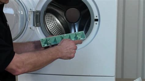 How To Replace Fit A Washing Machine Drum Paddle Hotpoint Youtube