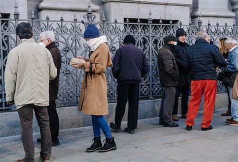 El Tesoro Coloca Casi Millones En Letras Y Eleva La Rentabilidad