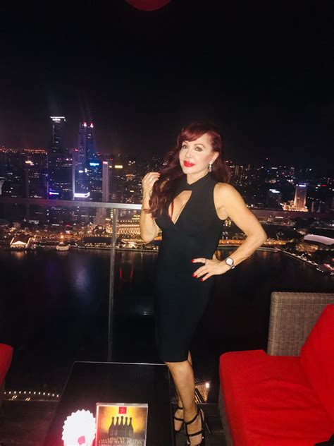 Sexy Vanessa - NYC Jan 16-22 on Twitter: "Beautiful Marina Bay! I ️ ...