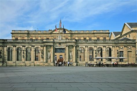 Palais Rohan, Bordeaux, France (2026): A Landmark of Power, Politics