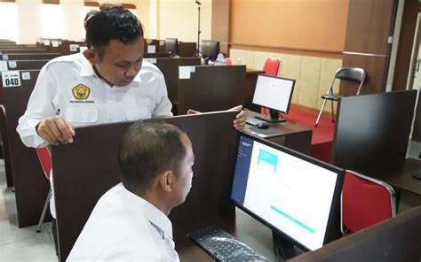 Fk Unej Siapkan Cbt Center Untuk Seleksi Mandiri Dengan Lakukan Ujicoba