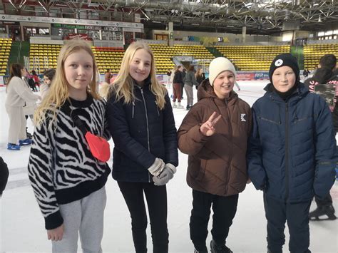 Klassentag der Jgst 6 Eissporthalle Frankfurt Heinrich Böll Schule