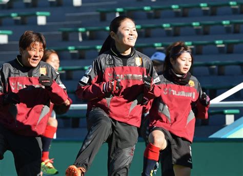 女子サッカー：澤穂希、引退発表後初の公式戦 皇后杯準々決勝 写真特集313 毎日新聞