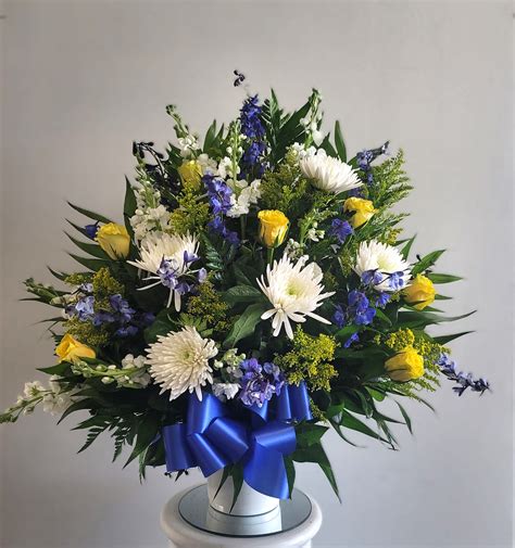 Recent renovations at Cardaras funeral home spark mixed neighbor reactions 7