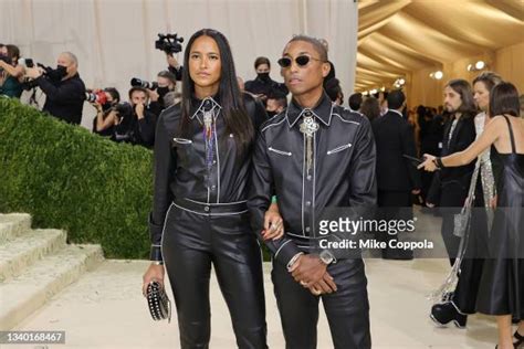 138 Helen Lasichanh Met Gala Photos & High Res Pictures - Getty Images