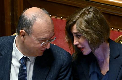 Caro Affitti Nervi Tesi Nel Governo Bernini Striglia Valditara L