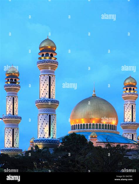 Brunei Gadong Jameasr Hassanil Bolkiah Mosque Stock Photo Alamy