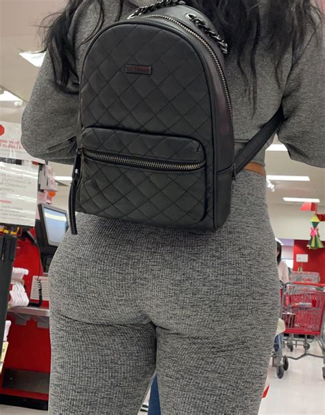 Luscious Latina Bubble Butt In Grey Spandex Leggings Yoga Pants Forum