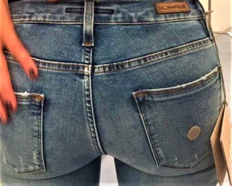 Jeans Una Rivoluzione Senza Fine Mostra A Roma Su Un Capo Che Ha