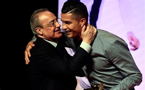 Cristiano Ronaldo Y Florentino Se Besan En Reencuentro Con Real Madrid