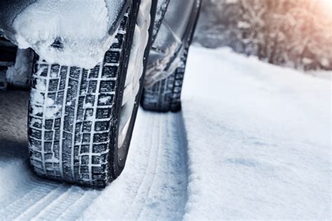 8 Best Snow Tires You Need to Have a Look At - The Frisky