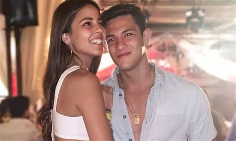 Luciana Fuster Y Emilio Jaime Celebraron As Su Primer Mes De Enamorados