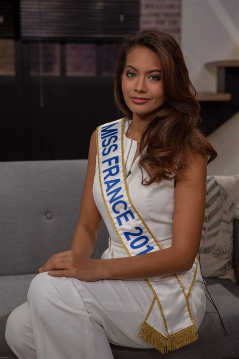 Vaimalama Chaves Miss France At Fun Radio With Elliot In Paris 12 17