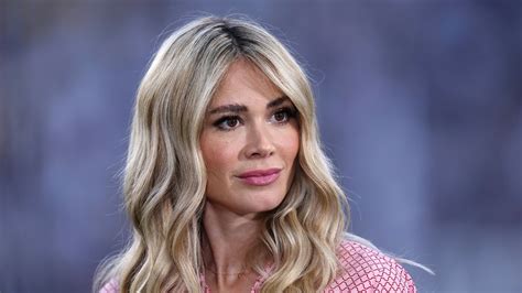 Diletta Leotta Gola Maksi Haljina Za Sanremo Koja Ne Prolazi