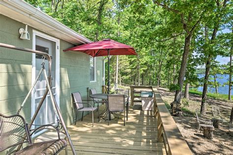 Lakeside Bull Shoals Lake Cabin W Deck Views