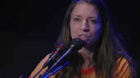 Top 10 Favorite Classic Ani Difranco Songs Spinditty 56 Off