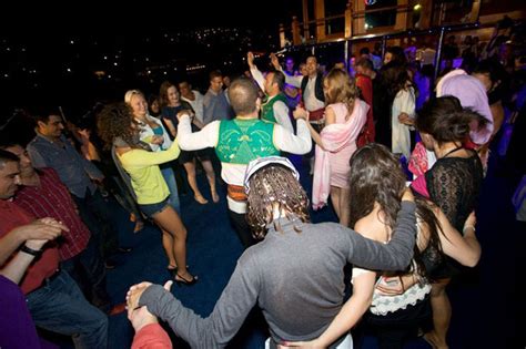 Istanbul New Year S Eve Cruise Party On The Bosphorus Istanbul