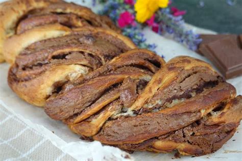 Babka brioche tressée à la pâte à tartiner Les recettes de Marie