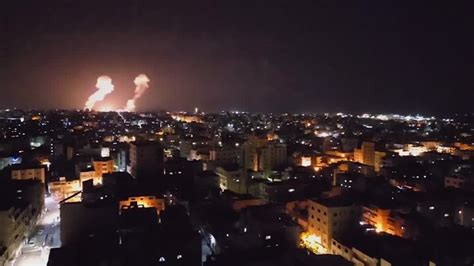 Video Israel greift Ziele im Südlibanon und im Gazastreifen an STERN de