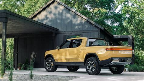 First Production Rivian R1T Silently Rolls Off Assembly Line Customer