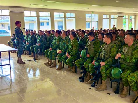 Ejército Ecuatoriano on Twitter Portoviejo l El Sr Grad Gustavo