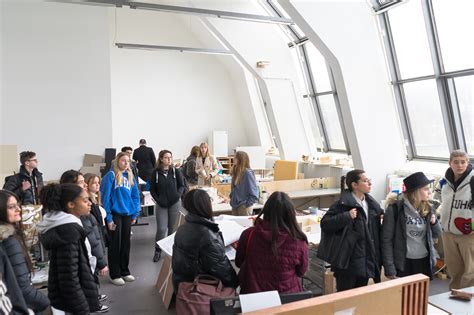 Gelungener Infotag Zahlreiche Schüler innen zu Besuch am Campus