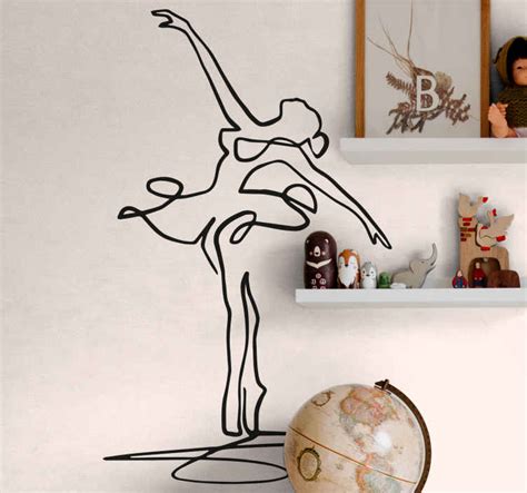 Minimalist Ballerina dance sticker - TenStickers