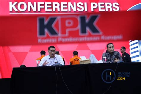 Kpk Tahan Tersangka Terakhir Kasus Suap Ketok Palu Dprd Jambi