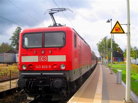 Eine Lok Der Baureihe Steht Mit Rb Nach Lichtenfels Im Bahnhof