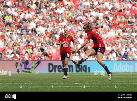 Ella Toone Scores Goal Adobe Fa Women S Cup Final Manchester United