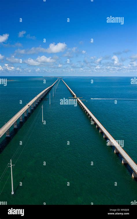 Aerial view seven mile bridge hi-res stock photography and images - Alamy