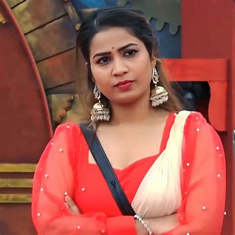 Inaya Sultana Total Remuneration For Bigg Boss Telugu 6 News