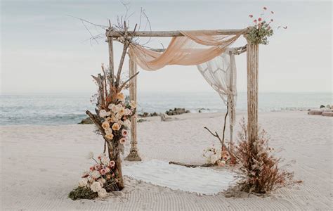 The Ultimate Guide to Wedding Themes • Weddings Roatan