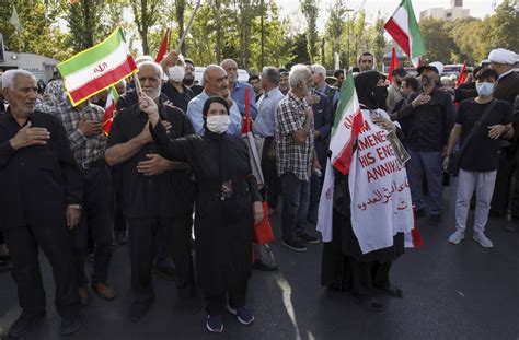 Estudantes iranianas desafiam repressão novos protestos Folha PE