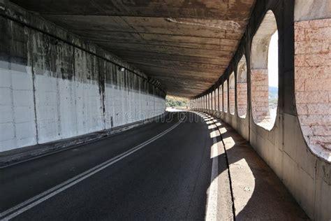 Gaeta Galleria Sulla Via Flacca Verso La Piana Di Sant Agostino Stock