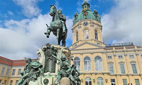 Das Schloss Charlottenburg In Berlin Viveberlin Tours