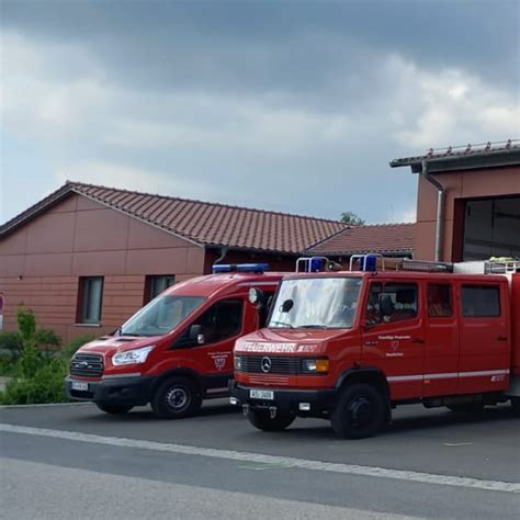 Einsatz Thl Vu Mit Eingeklemmter Person Feuerwehr