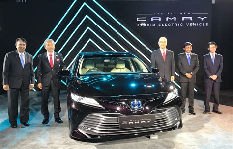 Toyota India Toyota Kirloskar Motor Launches The All New Camry Hybrid