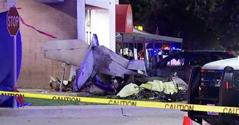 Pilot Killed Crash In Shopping Center Parking Lot In Plano Texas