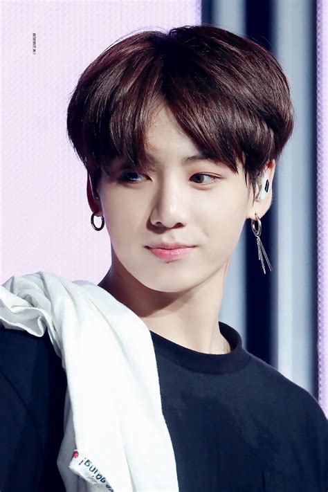 Jeon Jungkook Bts Kookie Cute Rabbit Bts Nhóm Nhạc Bts Hình ảnh