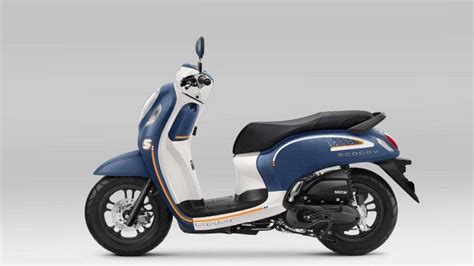 Punya Tampilan Baru New Honda Scoopy Semakin Fashionable