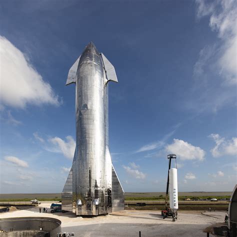 Spacex Unveils Its Gorgeous Shiny Stainless Steel Clad Starship